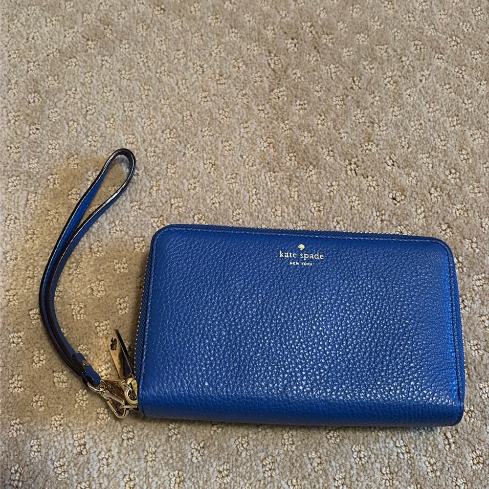 Kate Spade Wallet With Wrist Strap